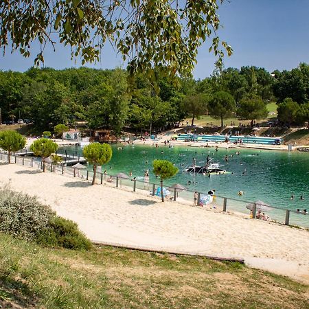 Terres De France - Les Hameaux Des Lacs Monclar-de-Quercy Exterior photo