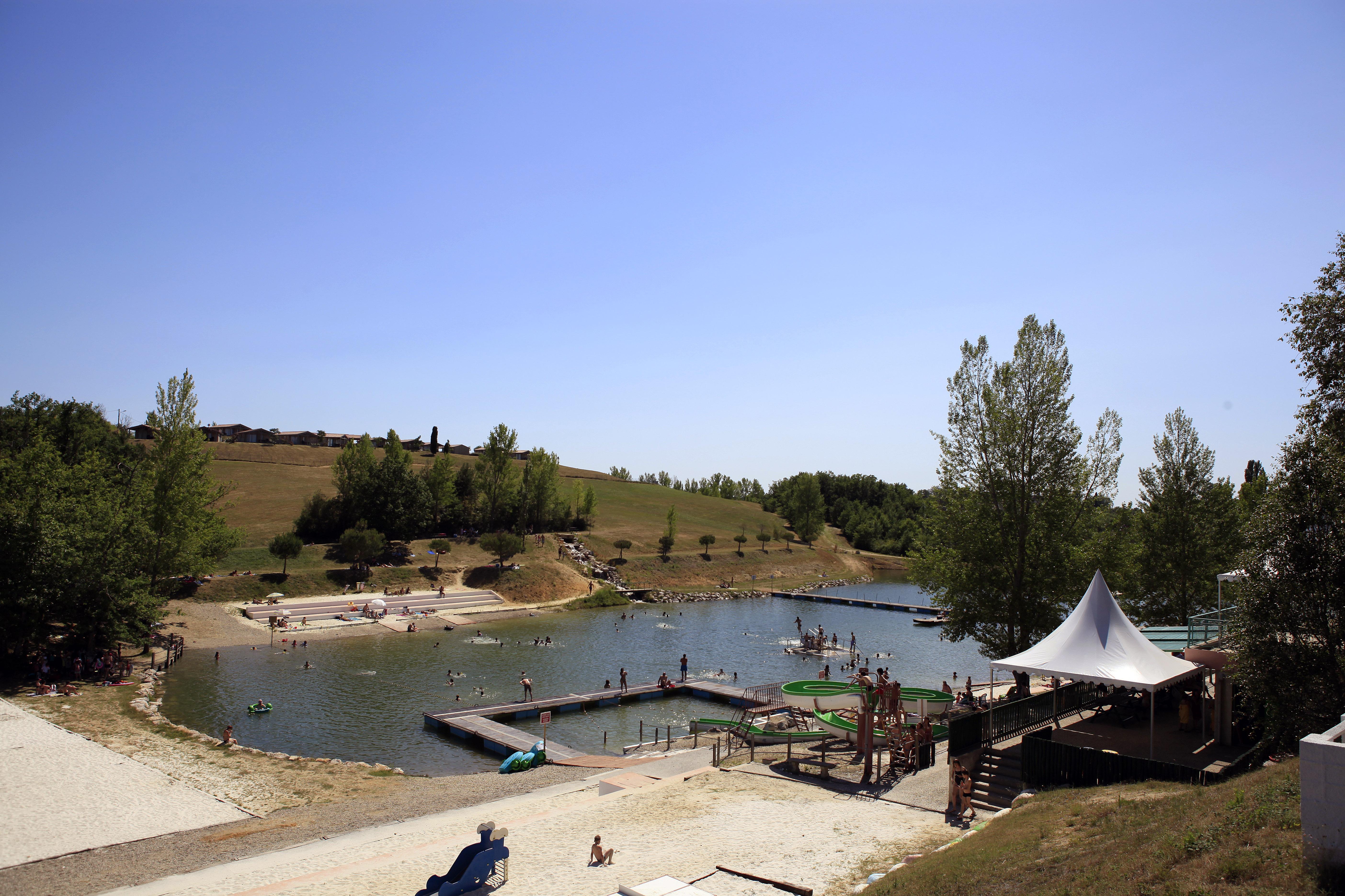 Terres De France - Les Hameaux Des Lacs Monclar-de-Quercy Exterior photo