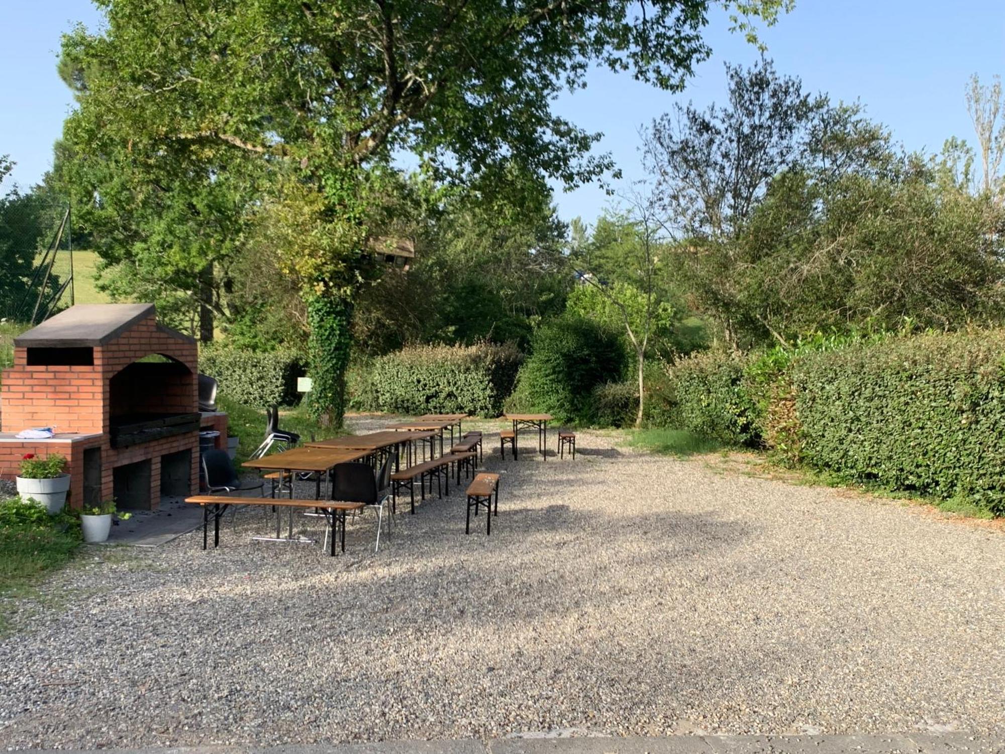 Terres De France - Les Hameaux Des Lacs Monclar-de-Quercy Exterior photo
